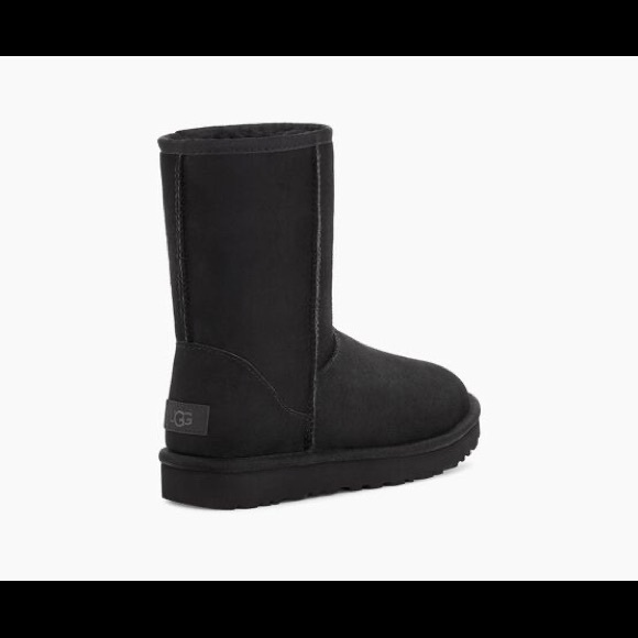 UGG Classic Short suede II black boots size 6 NIB - Picture 3 of 5